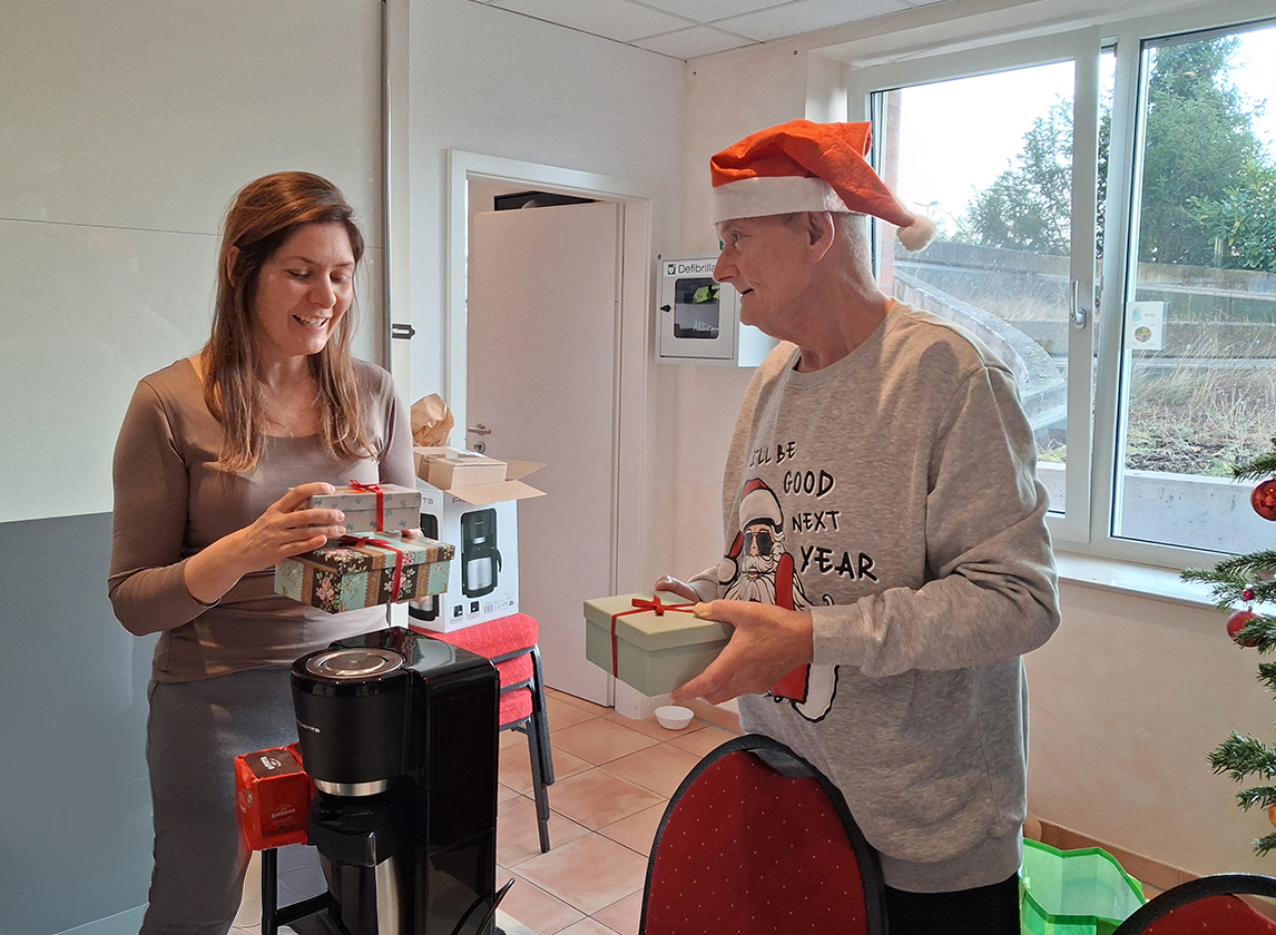 Verkehrte Welt: Senior:innen beschenken Herzwerk